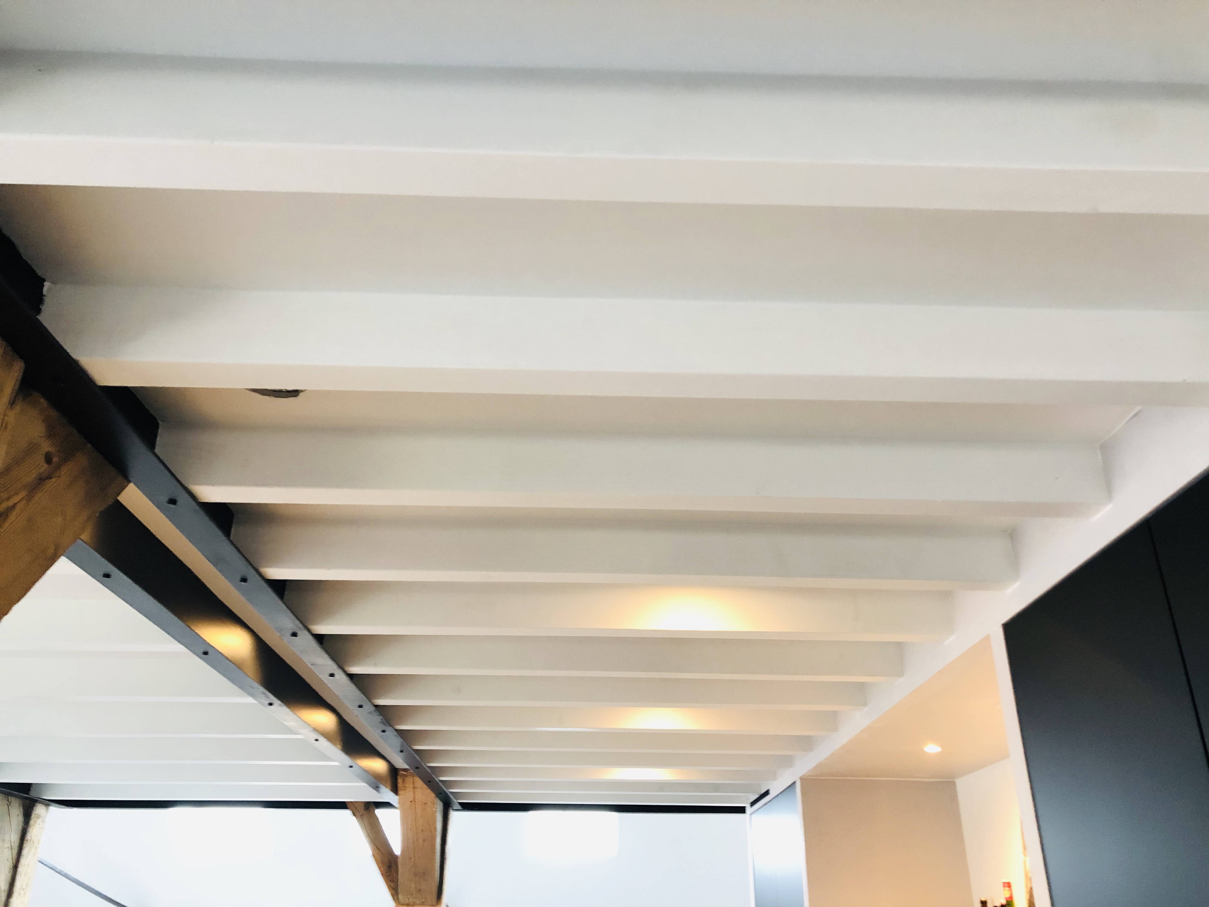 Bekijk Glad stucwerk wanden en plafonds foto 5
