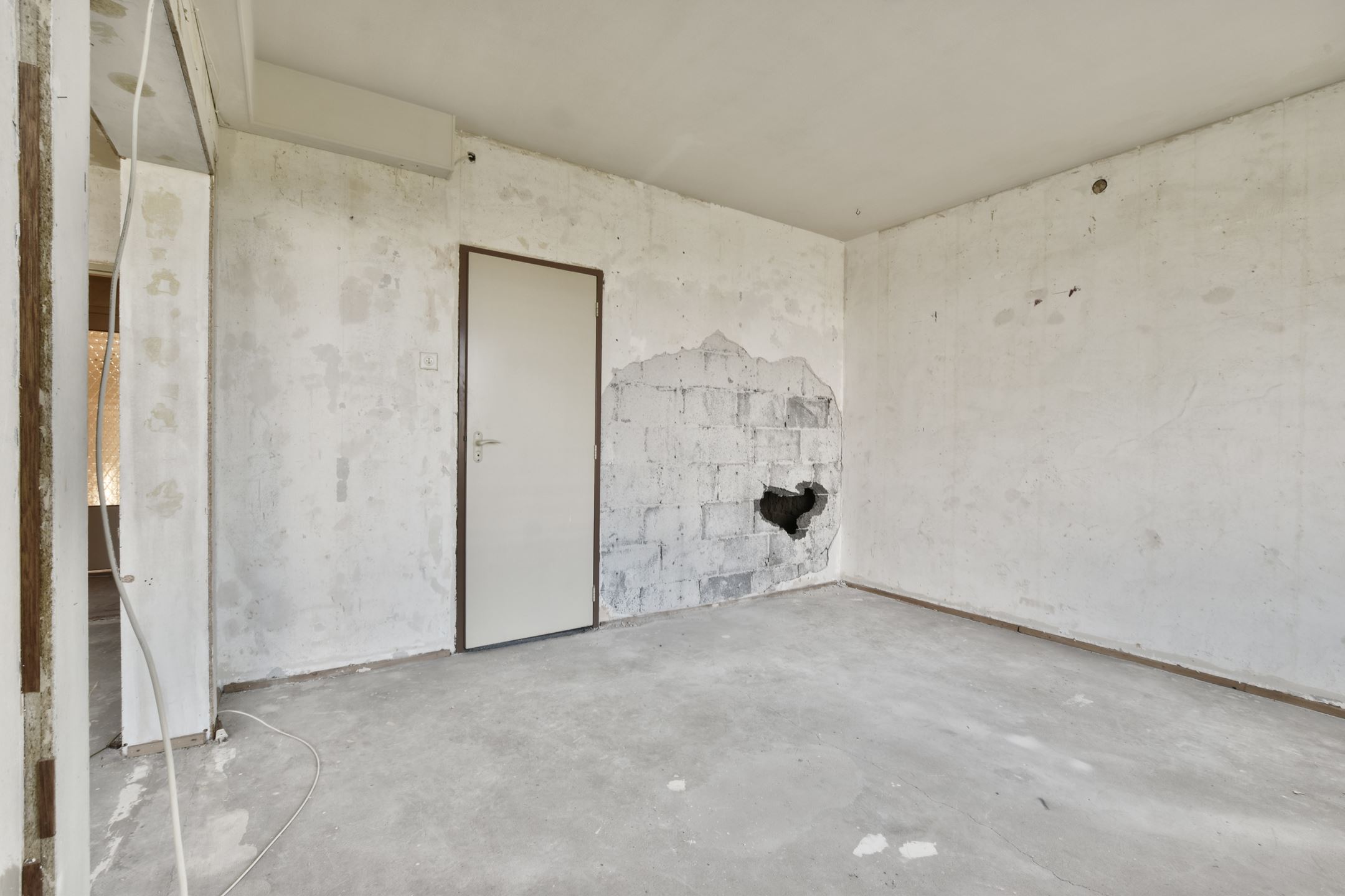 Bekijk Glad stucwerk wanden en plafonds volledige appartement Amsterdam foto 6