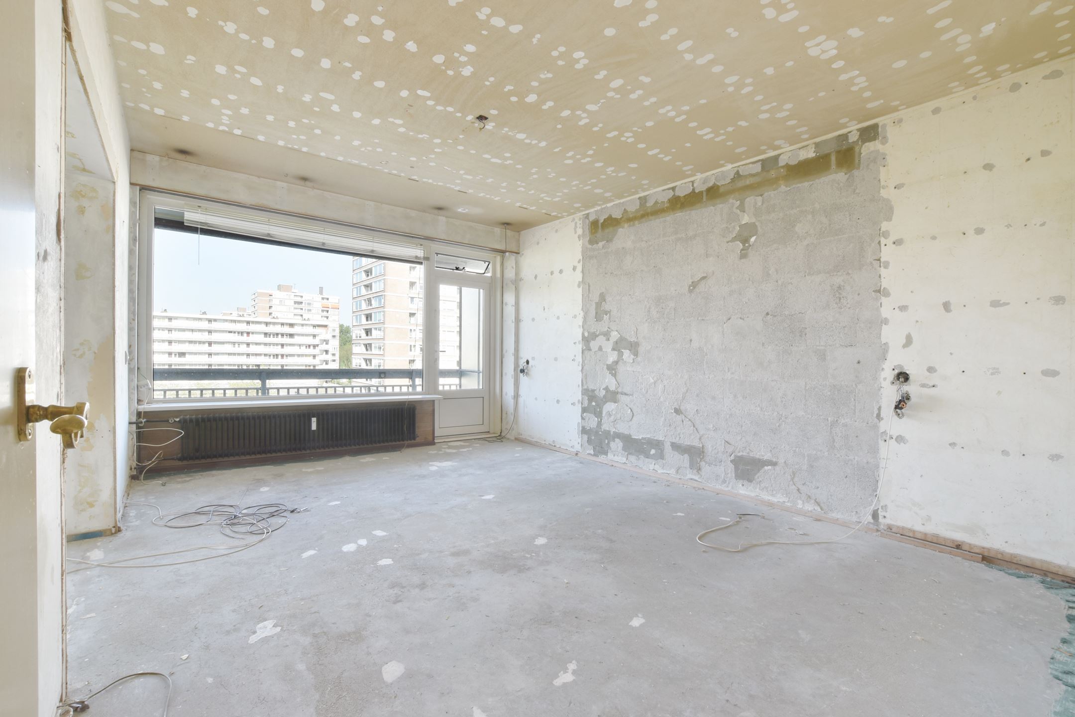 Bekijk Glad stucwerk wanden en plafonds volledige appartement Amsterdam foto 11