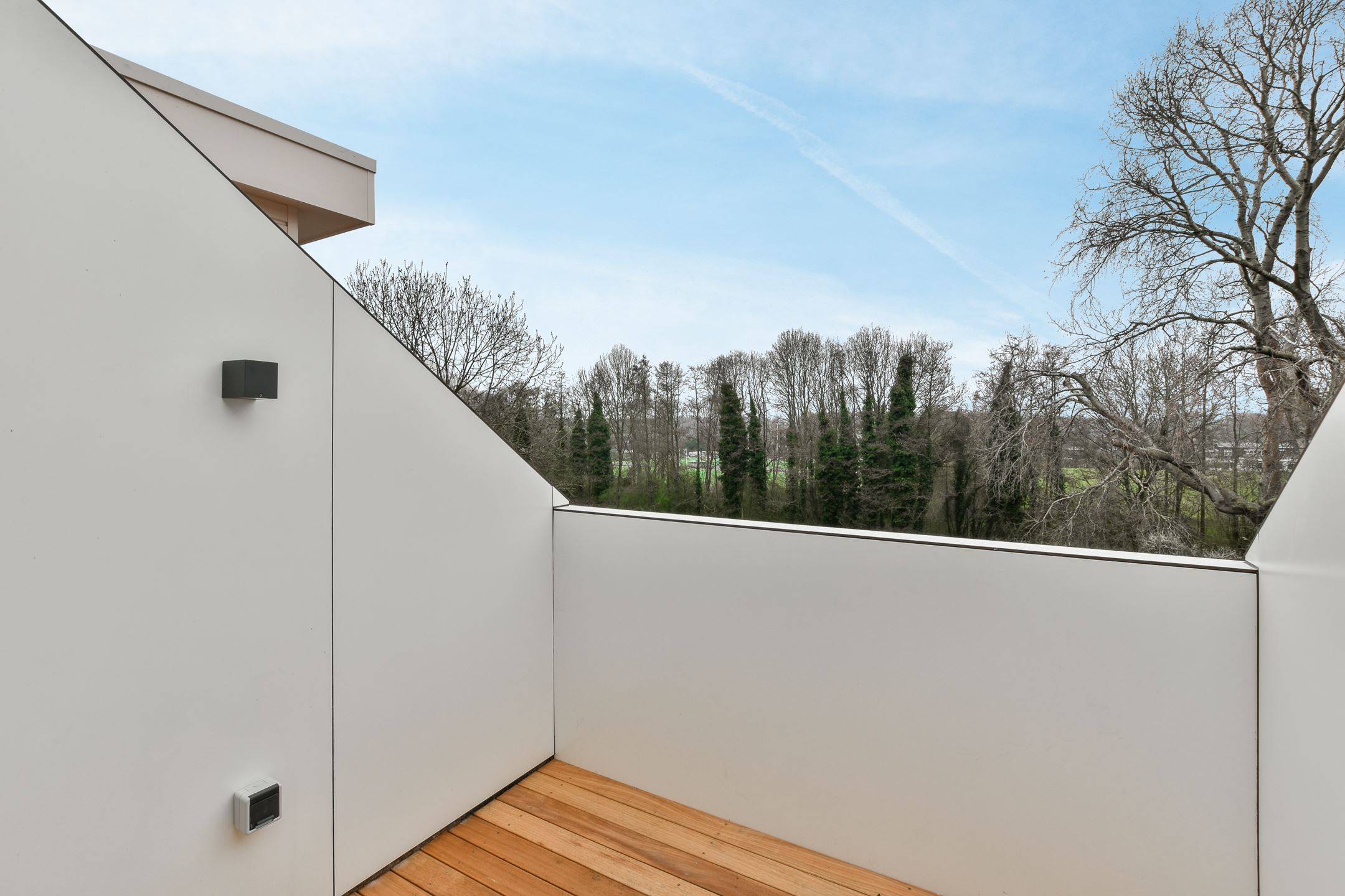 Bekijk Glad stucwerk wanden en plafonds oud appartement in Amstelveen foto 9