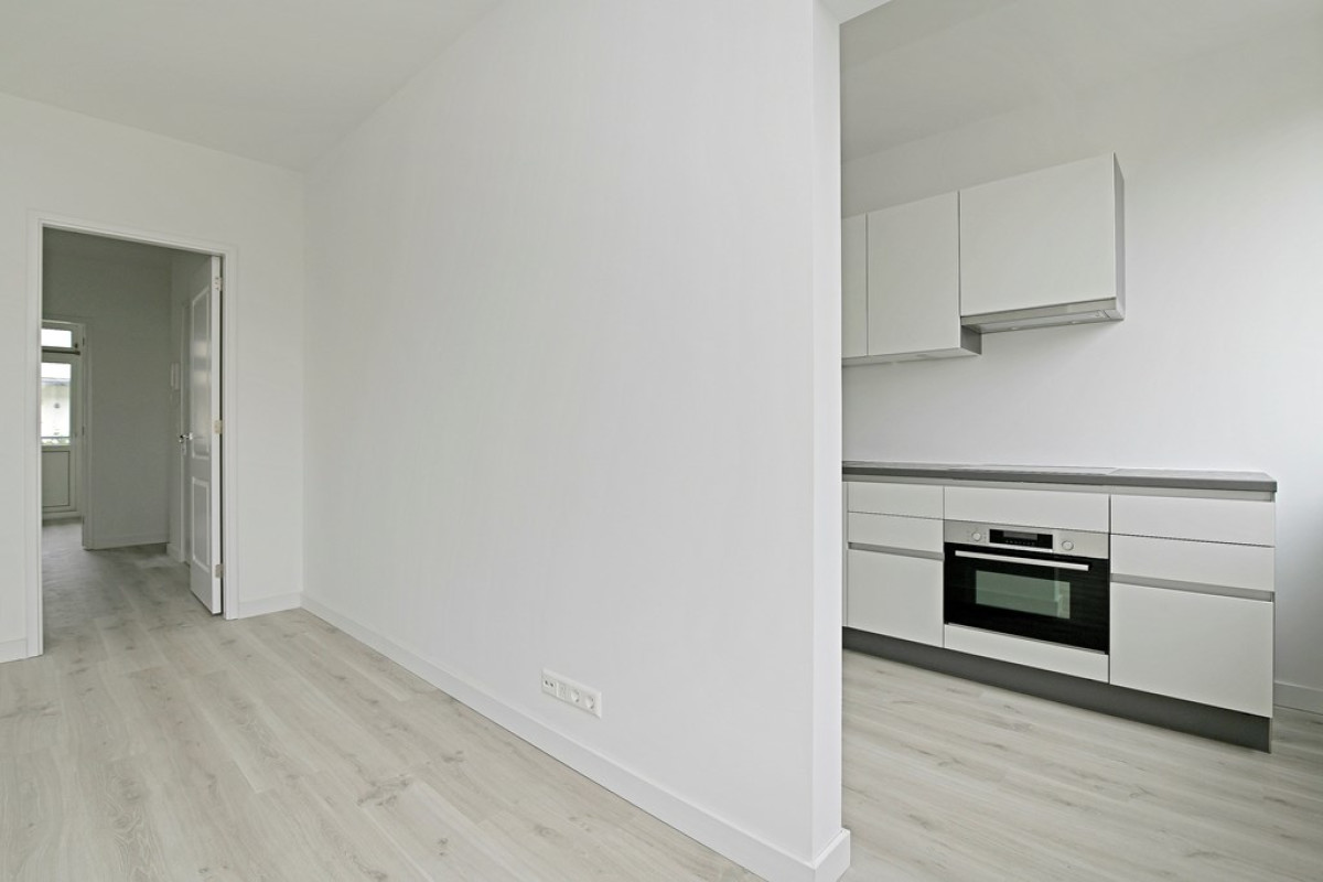 Bekijk Glad stucwerk wanden en plafonds volledige appartement Amsterdam foto 16