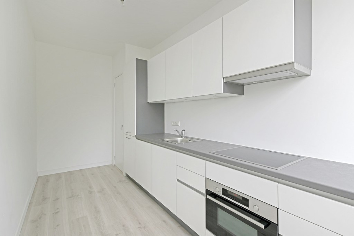 Bekijk Glad stucwerk wanden en plafonds volledige appartement Amsterdam foto 17