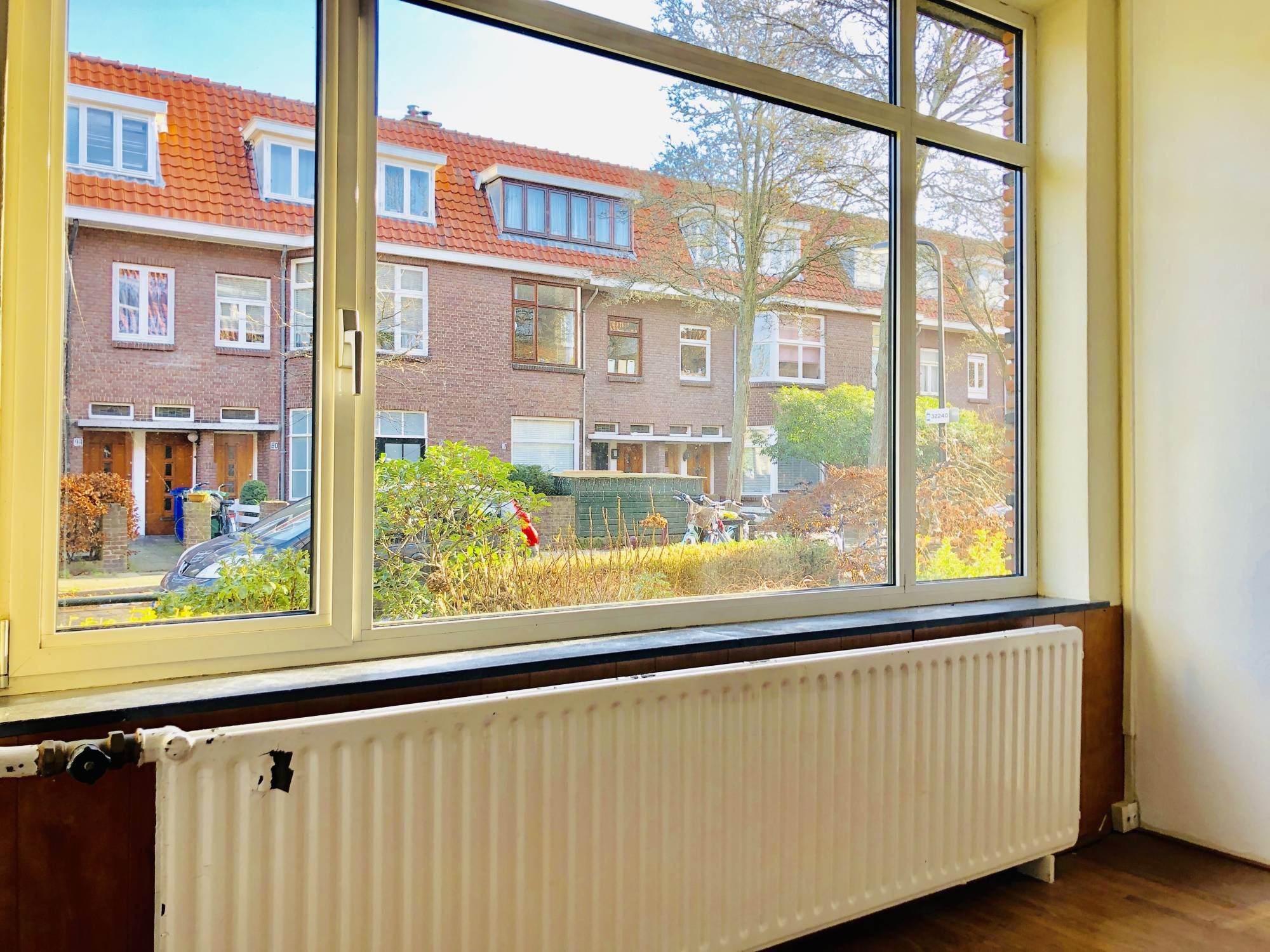 Bekijk Glad stucwerk oude tussenwoning foto 3