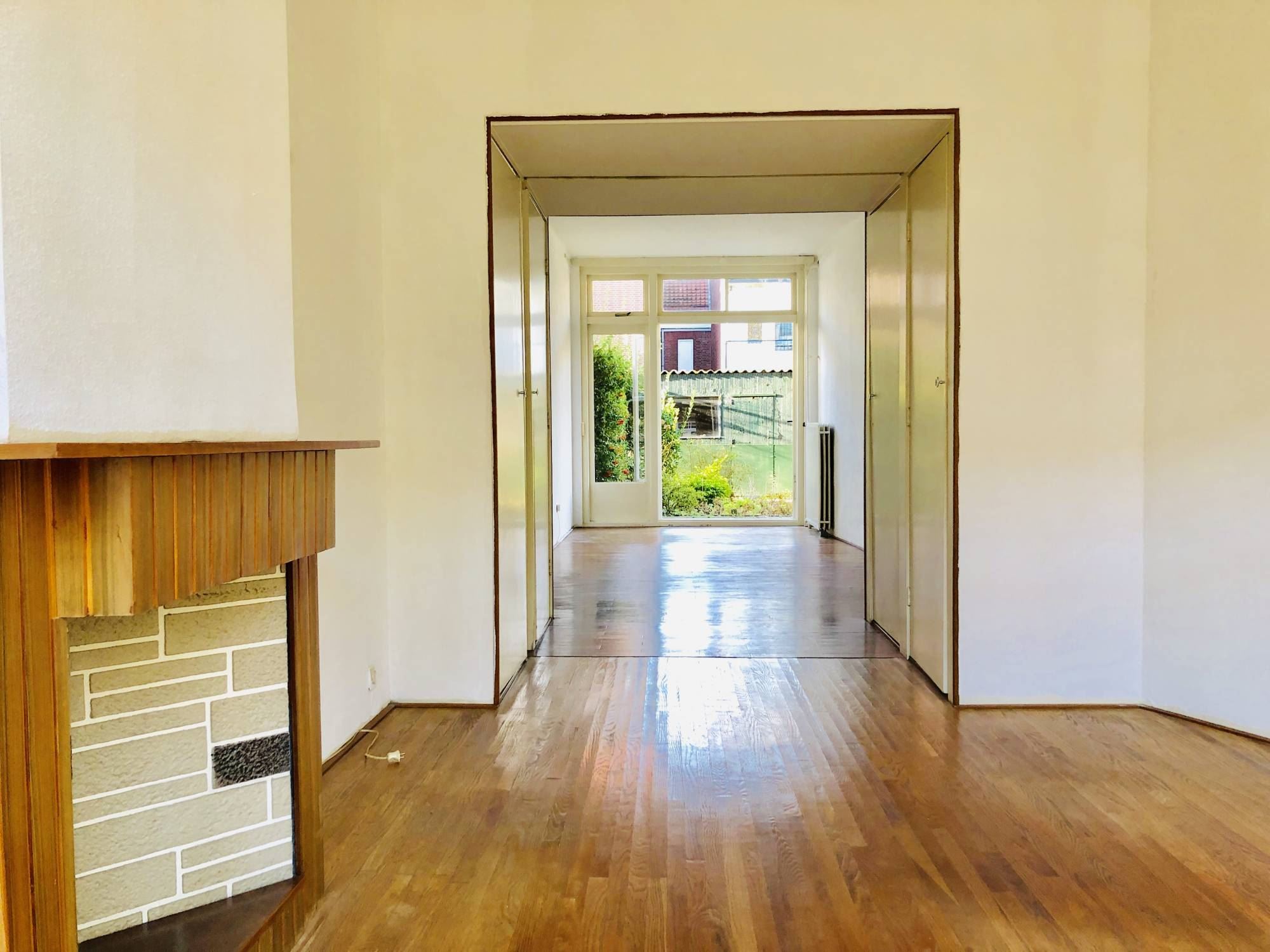 Bekijk Glad stucwerk oude tussenwoning foto 4