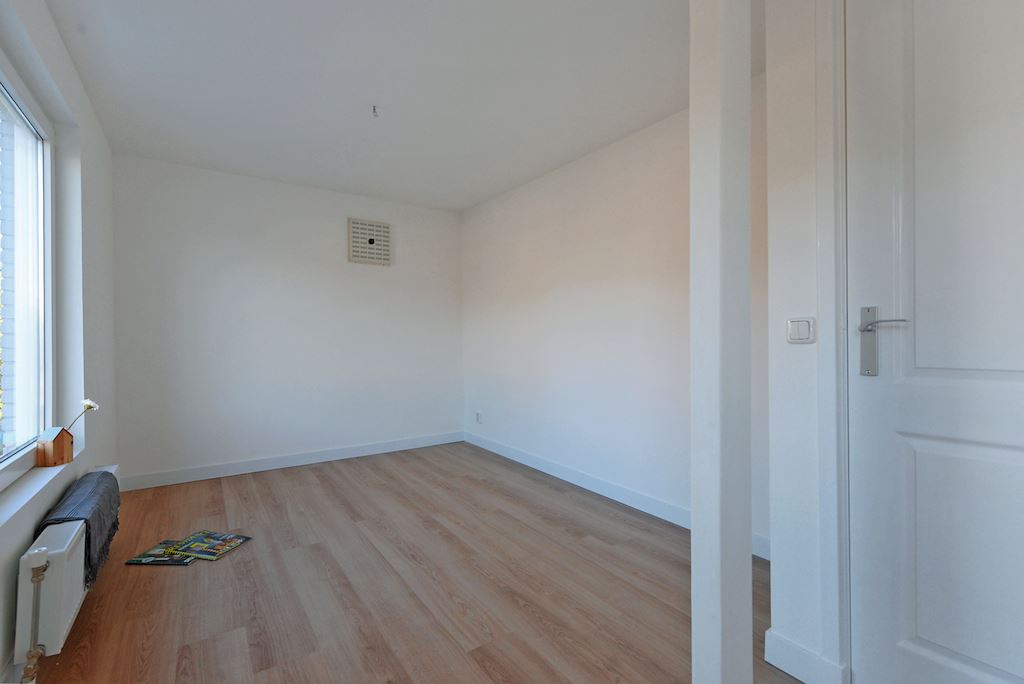 Bekijk Glad stucwerk wanden en plafond eengezinswoning in Rotterdam foto 18