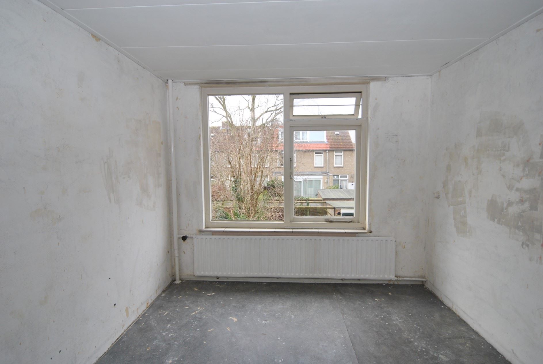 Bekijk Glad stucwerk wanden en plafonds luxe eengezinswoning is Amstelveen foto 6