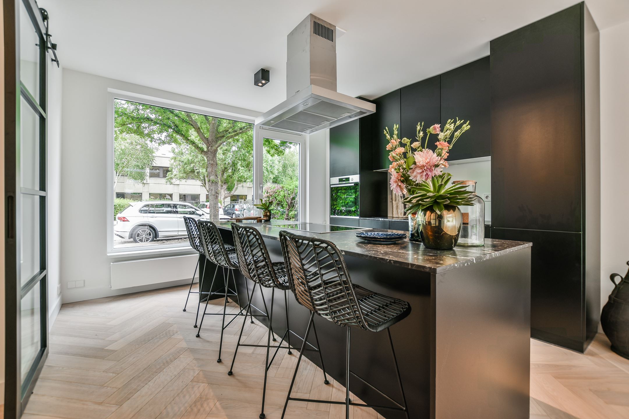 Bekijk Glad stucwerk wanden en plafonds luxe eengezinswoning is Amstelveen foto 12