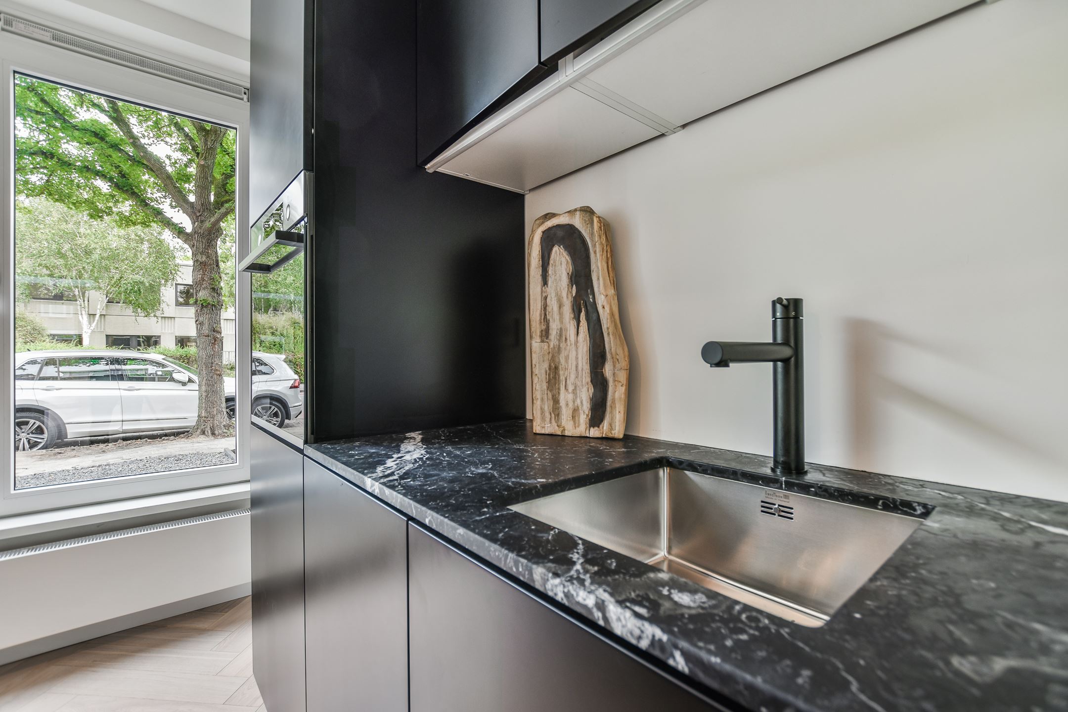 Bekijk Glad stucwerk wanden en plafonds luxe eengezinswoning is Amstelveen foto 14