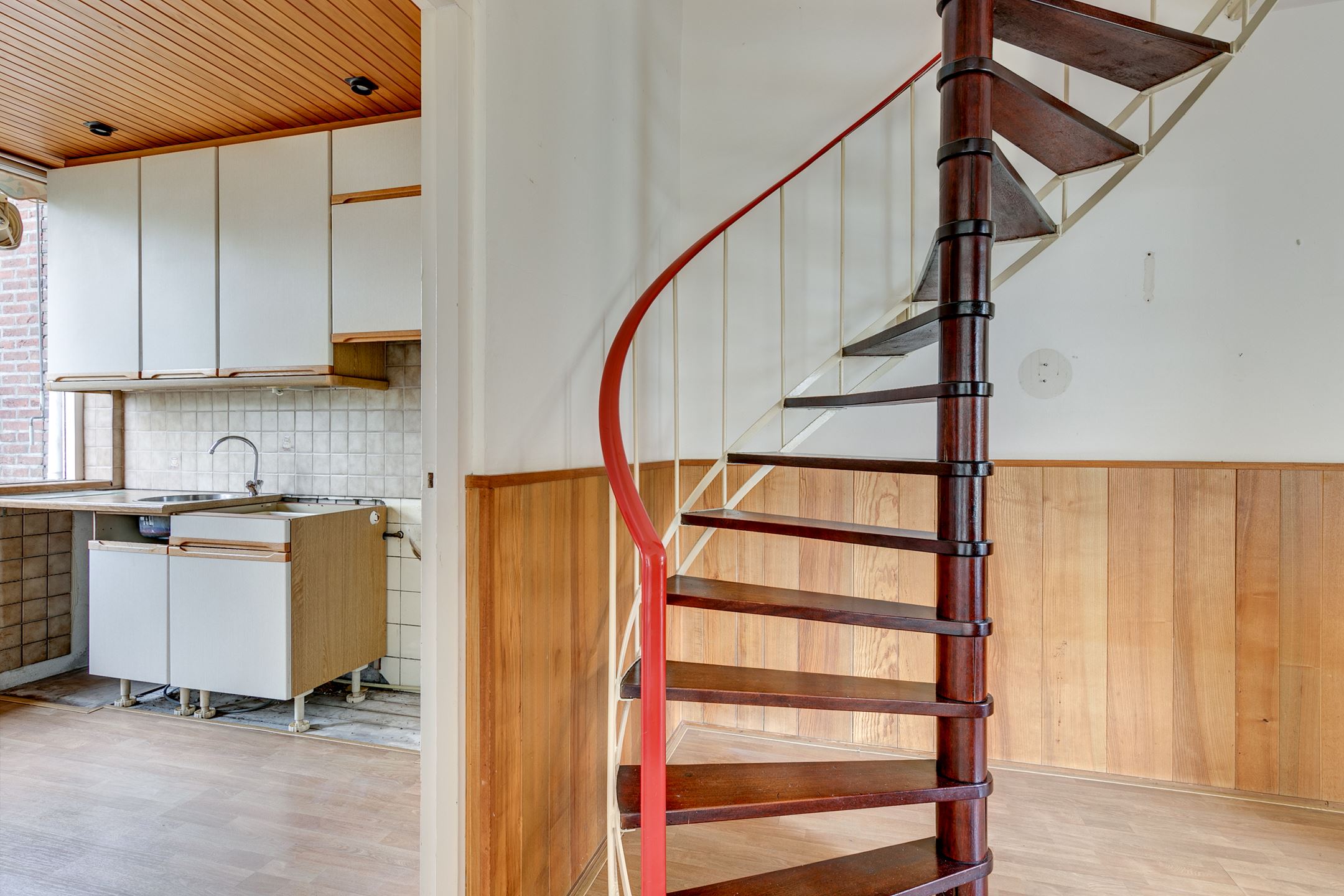 Bekijk Volledige hoekwoning stucwerk en schilderen in Amstelveen foto 11
