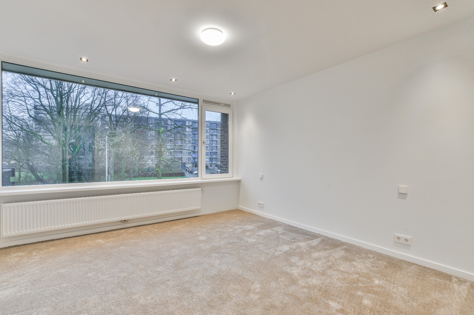 Bekijk Volledige hoekwoning stucwerk en schilderen in Amstelveen foto 60