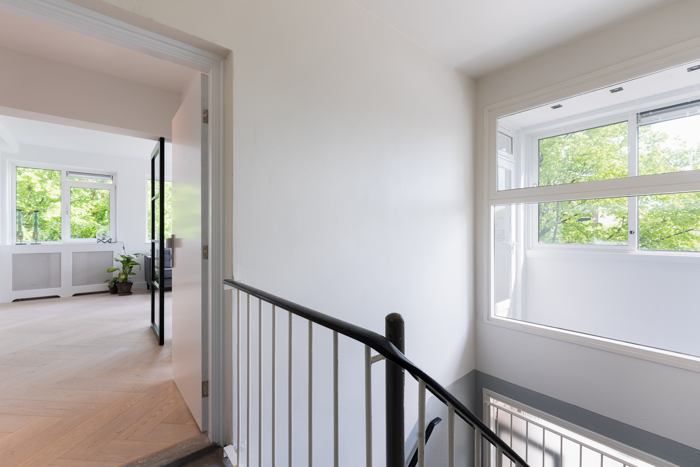 Bekijk Luxe appartement van 2 verdieping super strak gemaakt foto 29