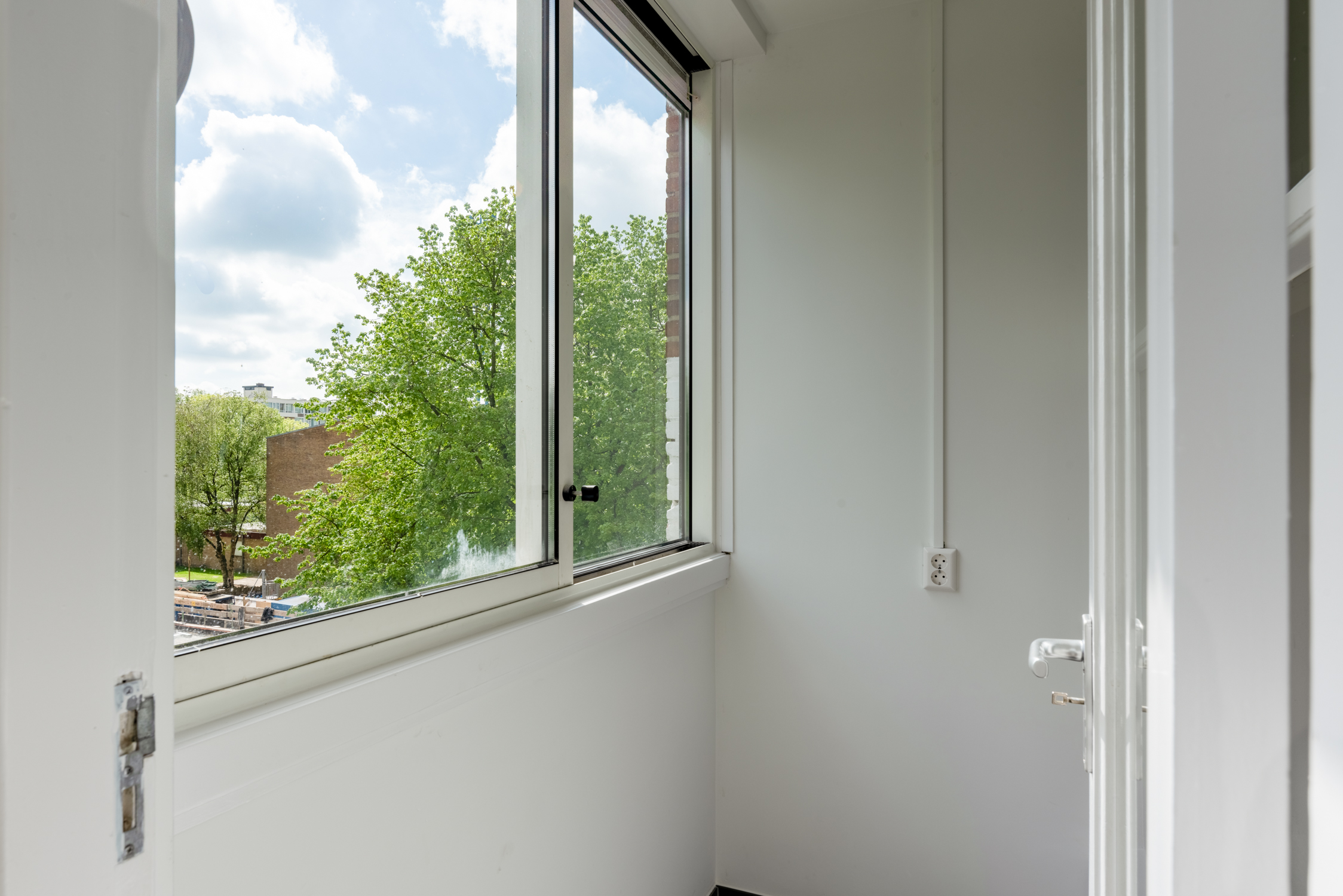 Bekijk Luxe appartement van 2 verdieping super strak gemaakt foto 30