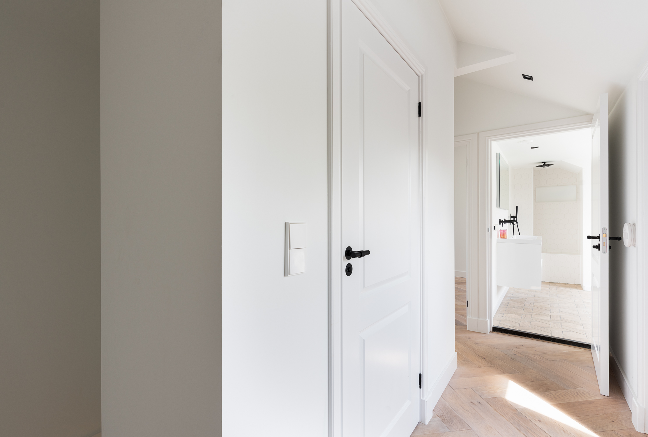 Bekijk Luxe appartement van 2 verdieping super strak gemaakt foto 33